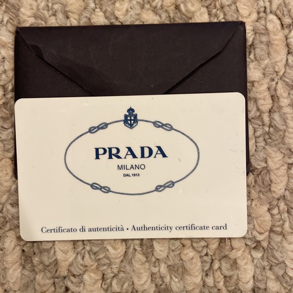 Black Prada bucket bag - Picture 10 of 14